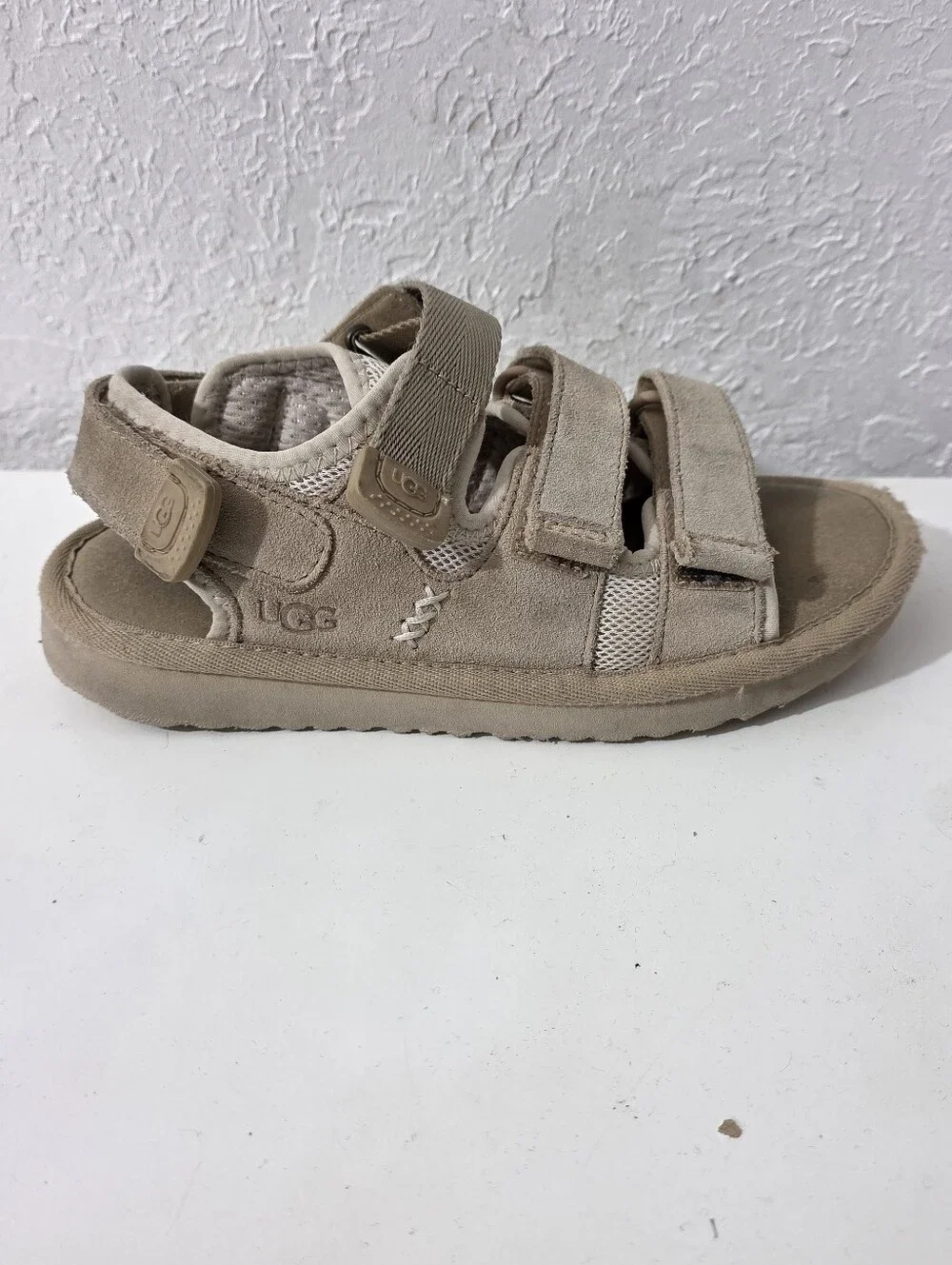 UGG Girls Goldencoast Multi Strap Suede Slingback Sandals Size 13
